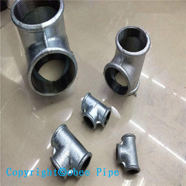 Técnica de ajuste de tubos de hierro maleable galvanizado y sumergido en caliente proveedor